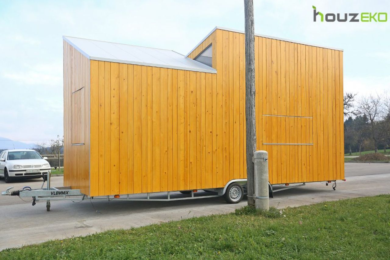 HOUZEKO tiny house on wheels