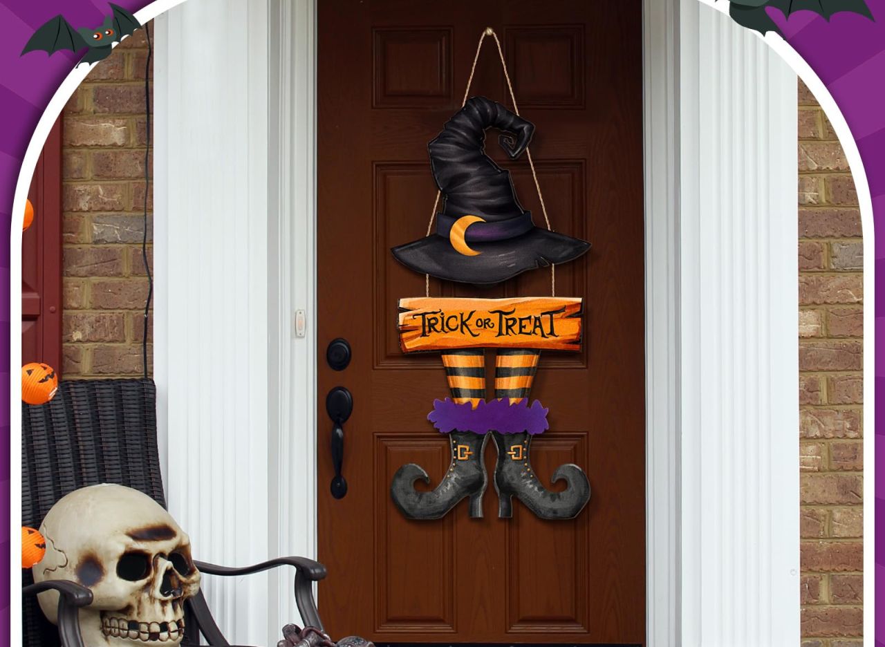 Halloween Door Sign Witch Wreath