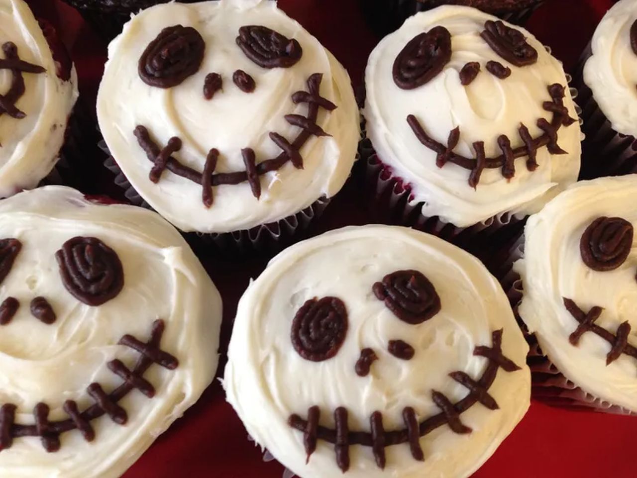 Halloween cupcake ideas - Jack Skellington cupcakes