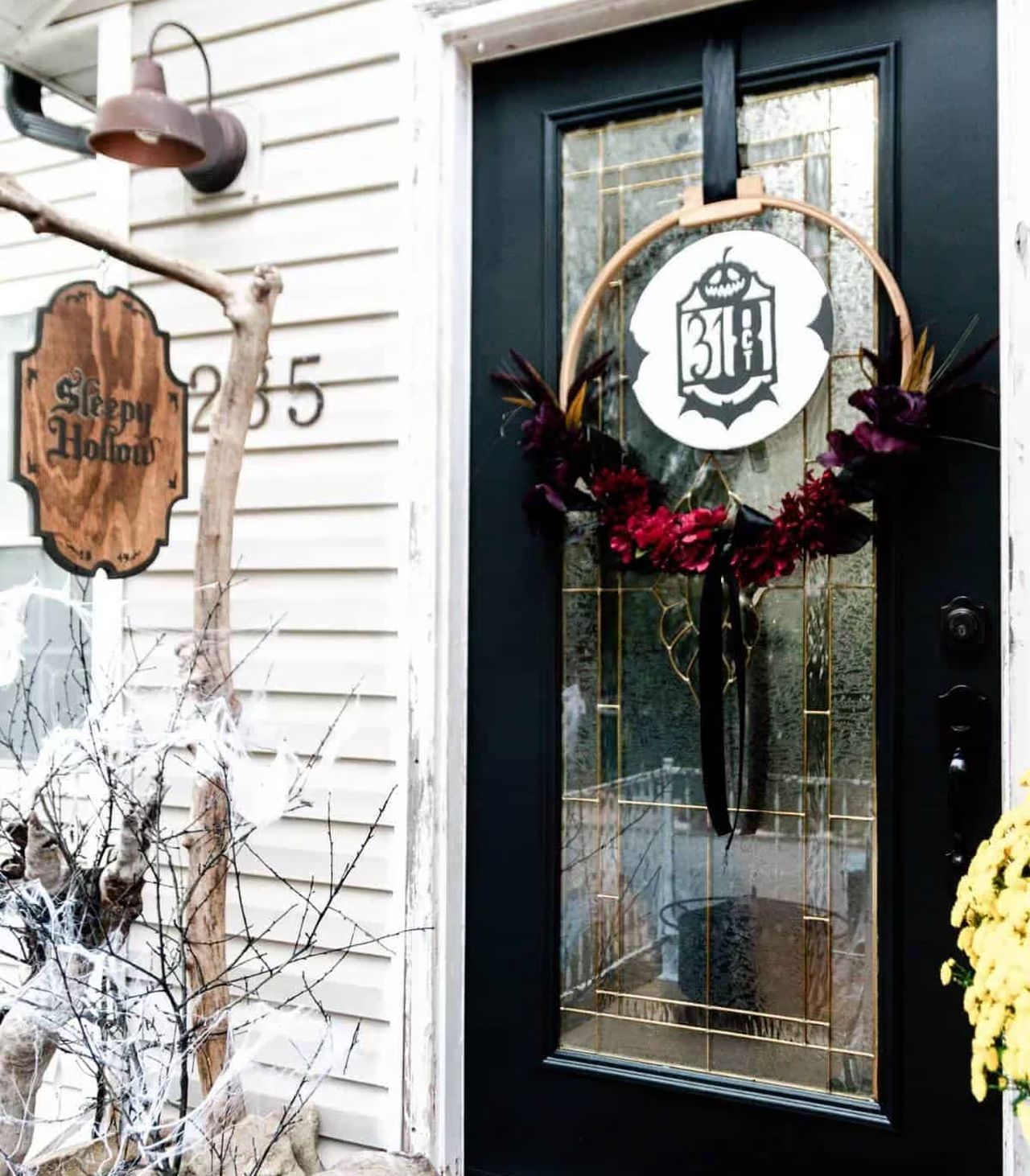 Halloween sign on front door for Halloween
