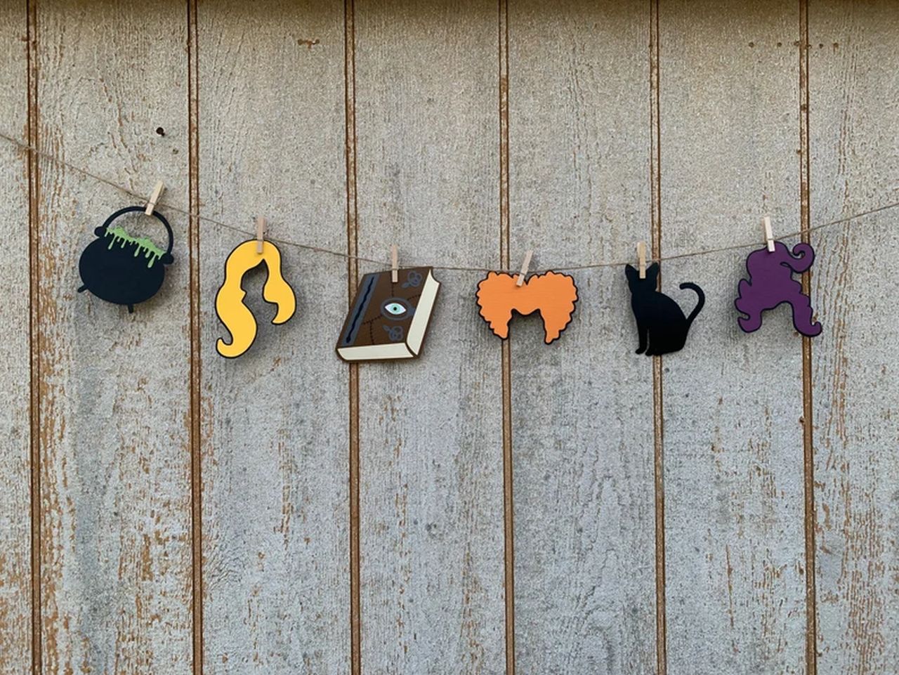 Hocus Pocus Garland