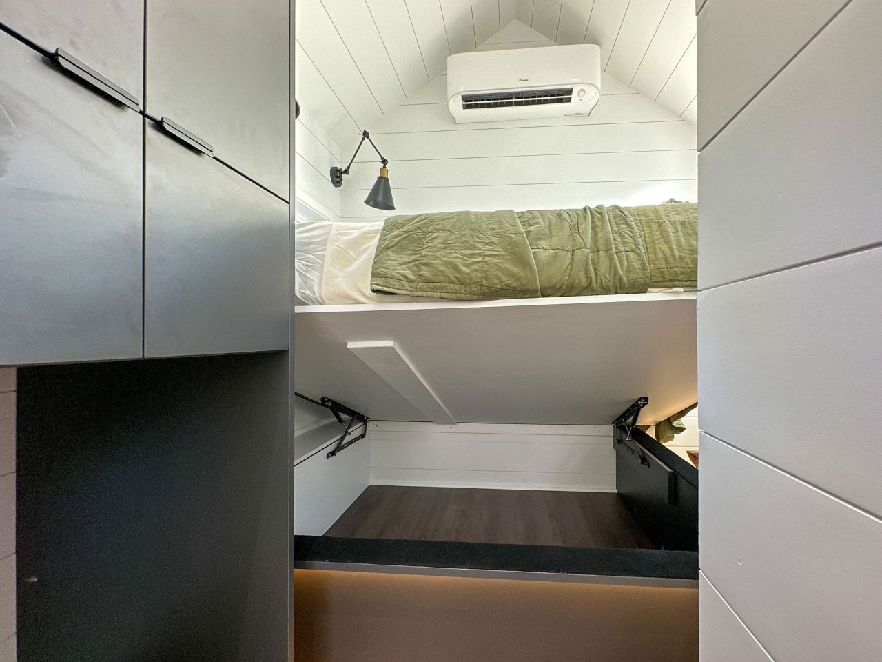 Jojo Bean Tiny House -Storage underneath bed