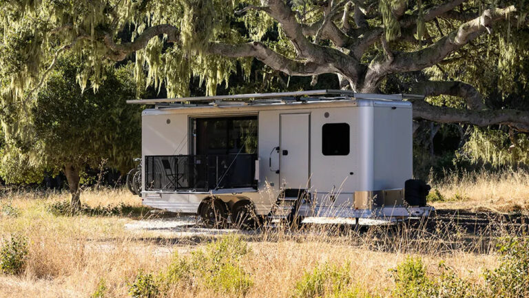 Stunning Arizona Luxury Off Grid Lifestyles Costs image