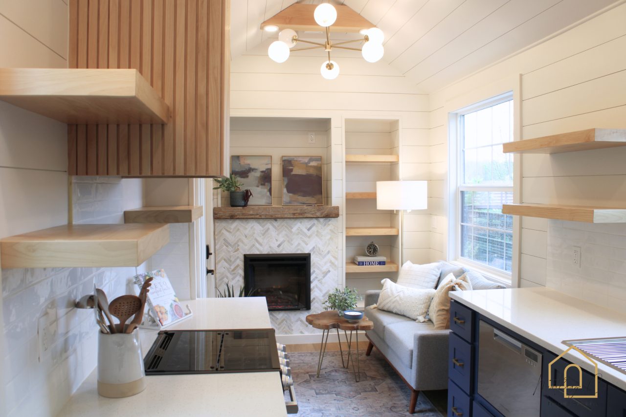 McKenzie Tiny House - interior 1