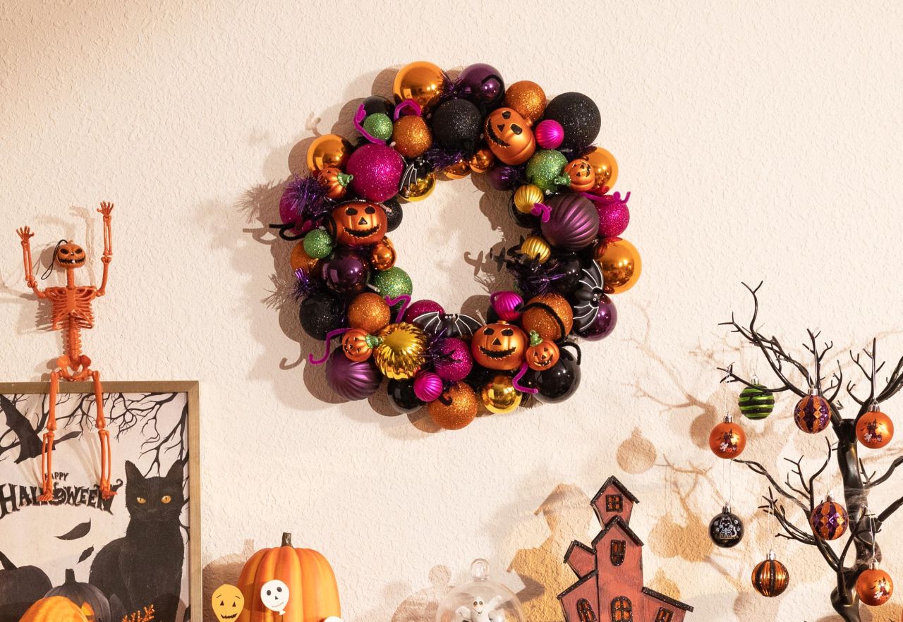 Pre-Lit Pumpkin Ball Wreath 