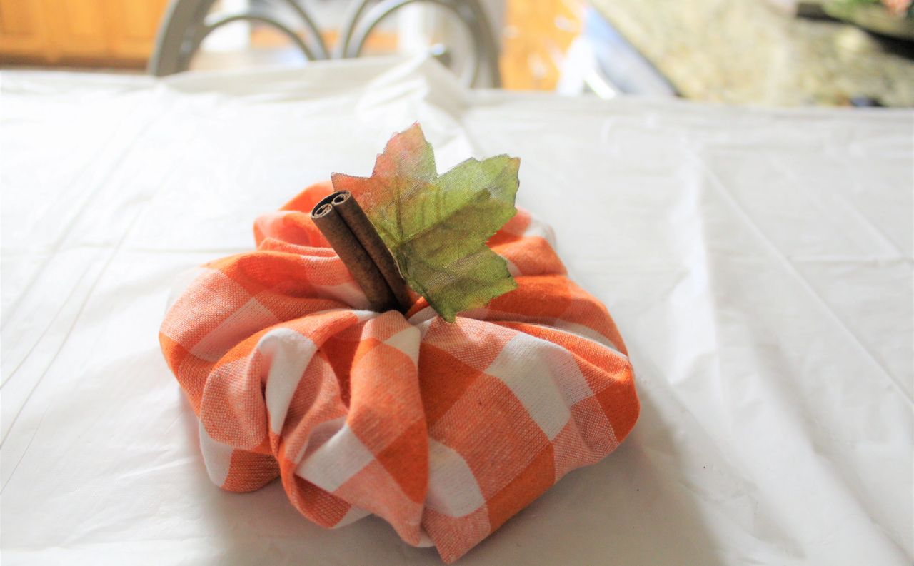 Pumpkin Napkin Fold