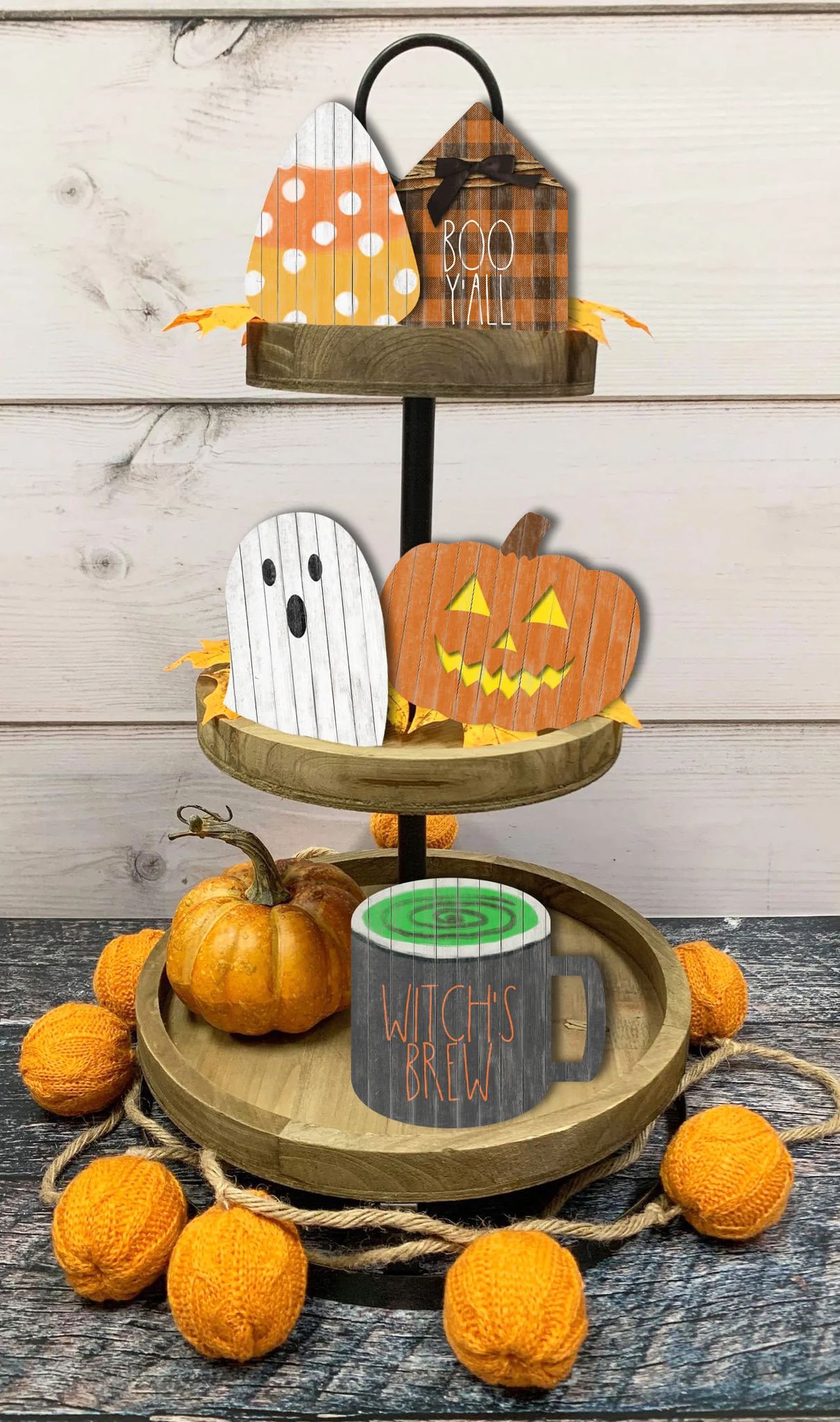 Pumpkin-themed Tiered Tray for Halloween is Very Light-Hearted