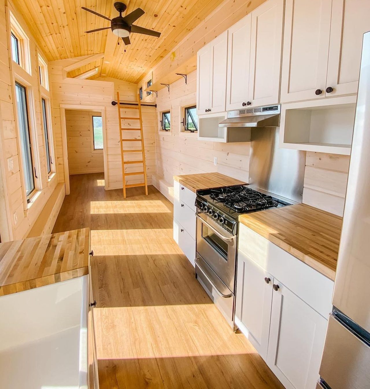 Sebago Tiny House - Interior