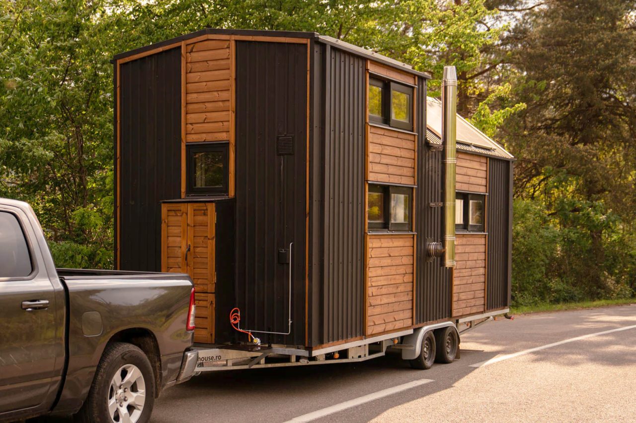 Solido Escape Tiny House on wheels on road