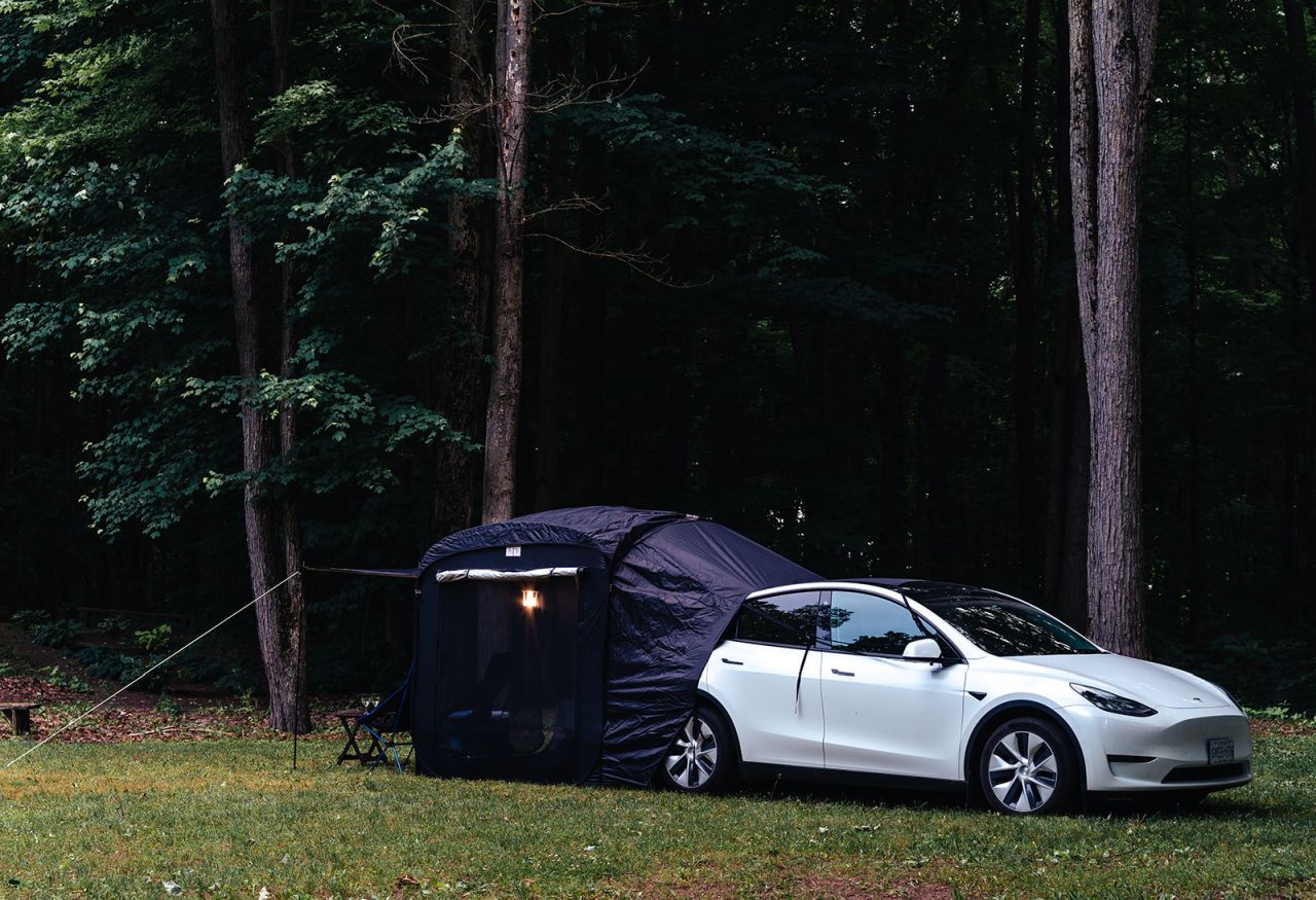 Tesloid Camping Tent for Tesla Model Y-Image 1