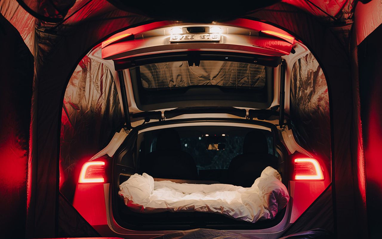 Tesloid Camping Tent for Tesla Model Y-Image 9