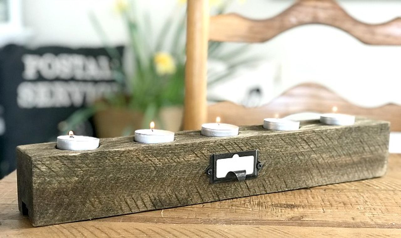 pallet wood tealight candle holder