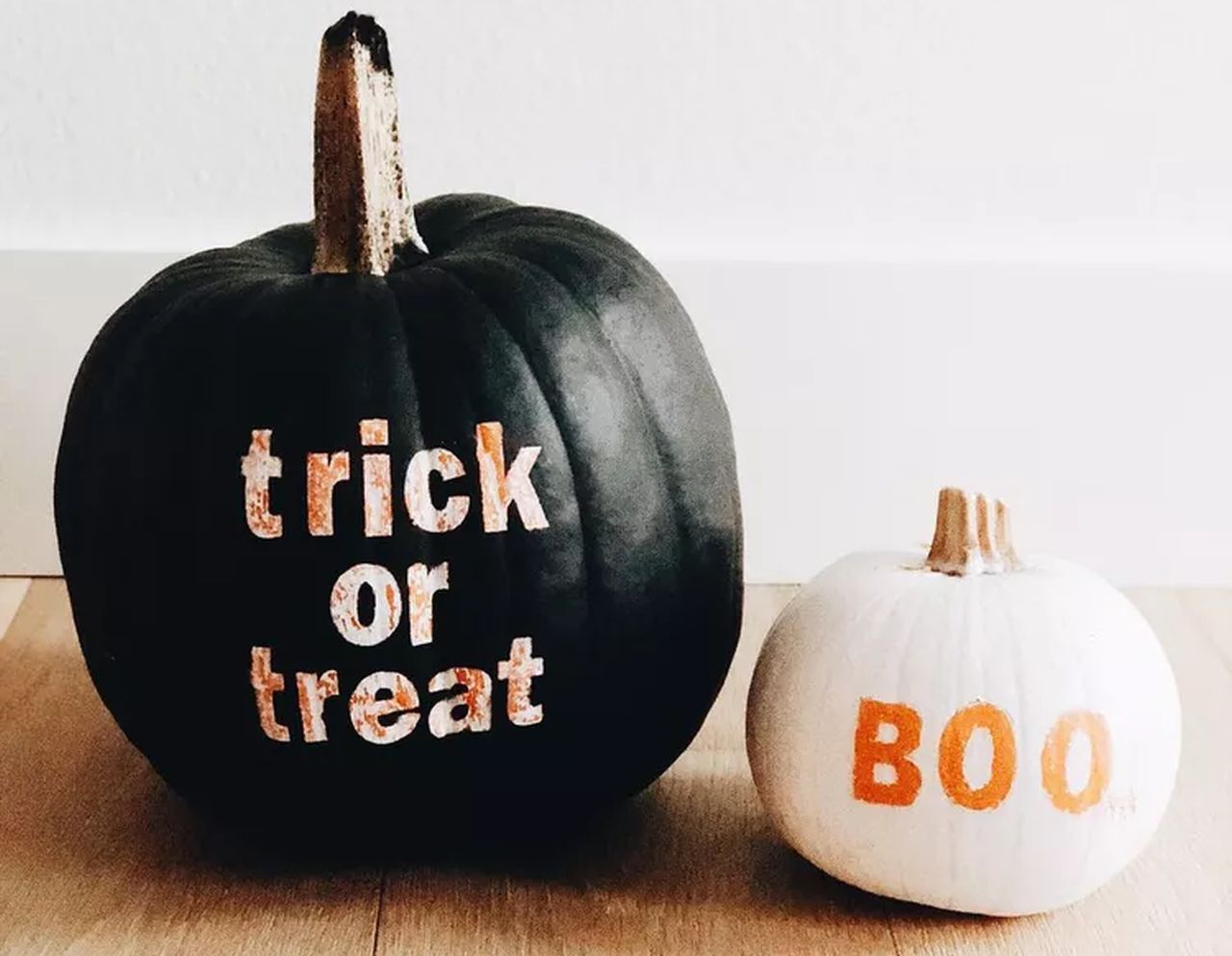 Boo pumpkin decoration