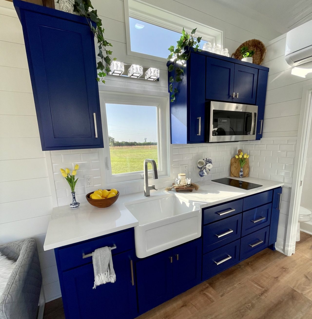 Emerissa Tiny House - kitchen