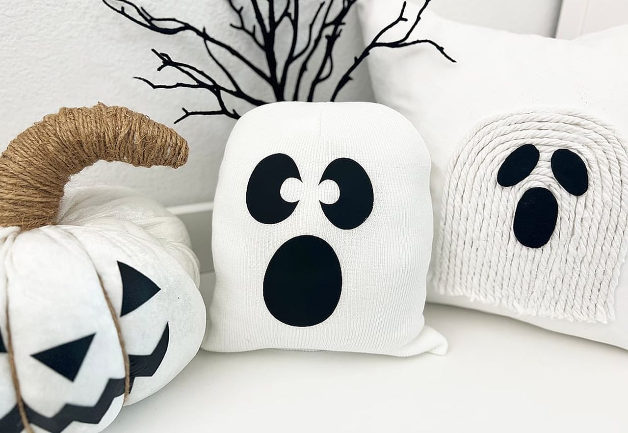 Ghost Pillow with a Beanie