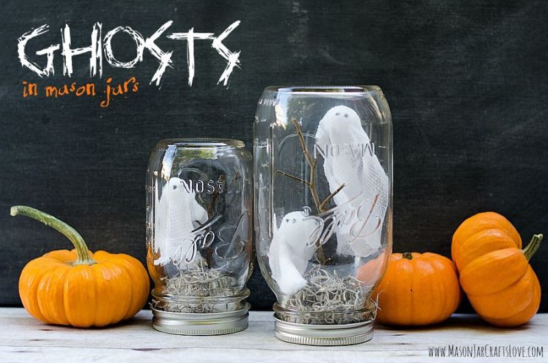 Halloween Ghost in a Jar - easy to make with gauge and Styrofoam 