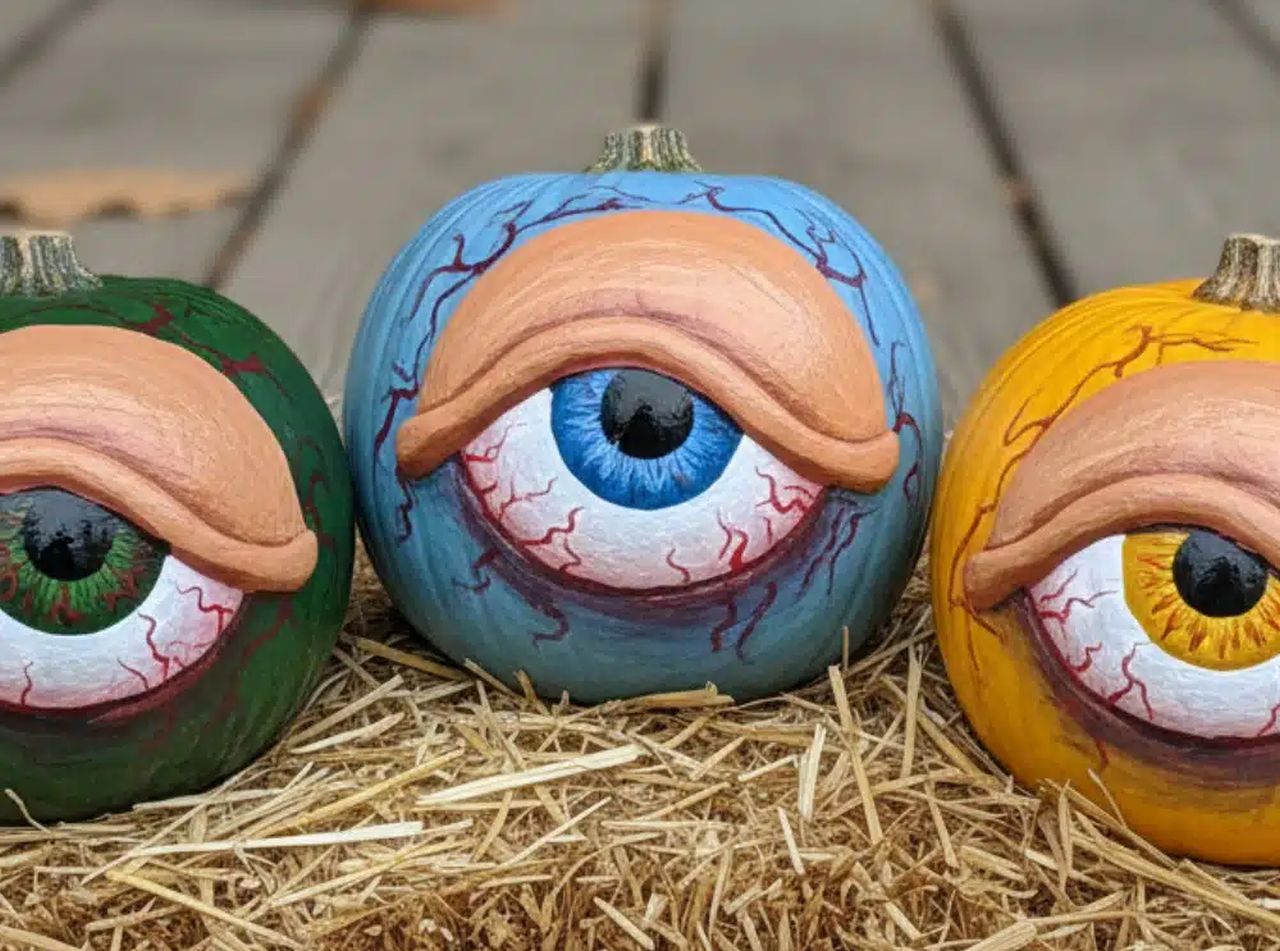 Ghostly pumpkin decor