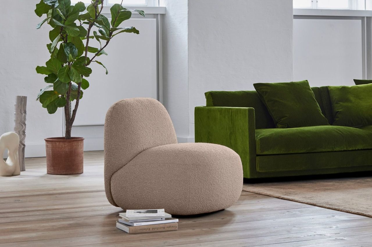 Havana Lounge Chair for Eilersen comes as a fusion between the Cuban chairs and Danish designs