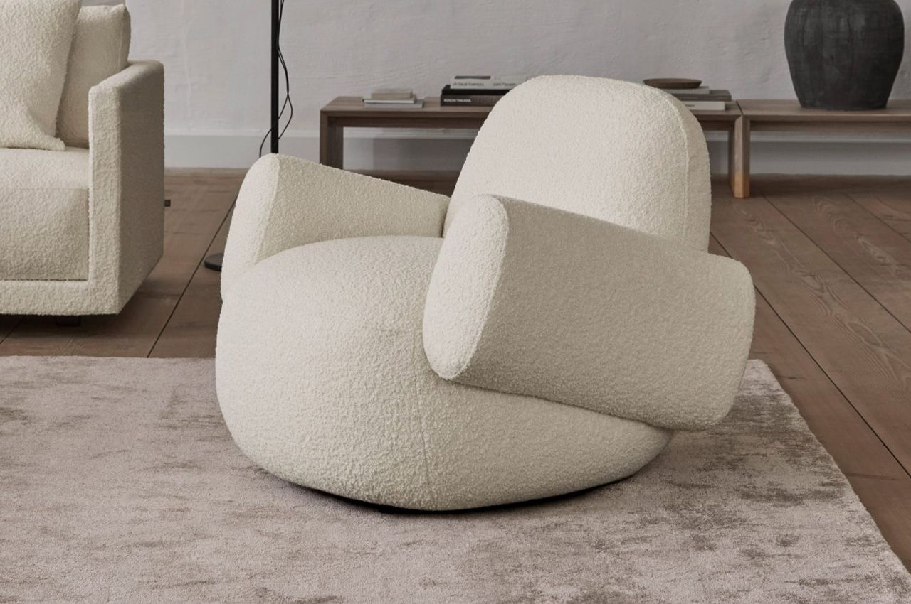 Havana Lounge Chair for Eilersen gives the option to use it alone or with Eilersen sofas