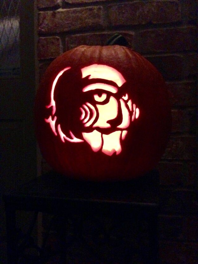 90+ Easy Pumpkin Carving Ideas for Halloween 2024