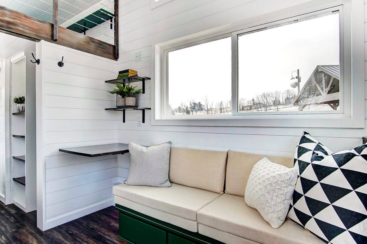 Kinnakeet Tiny House-Living Room