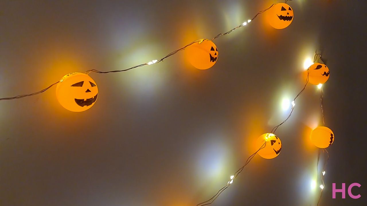 Ping Pong Balls Garland