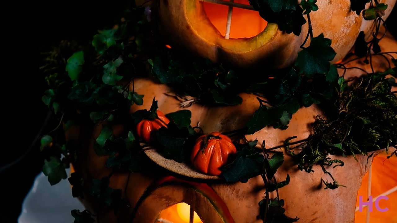 Pumpkin Fairy House - include mini pumpkins