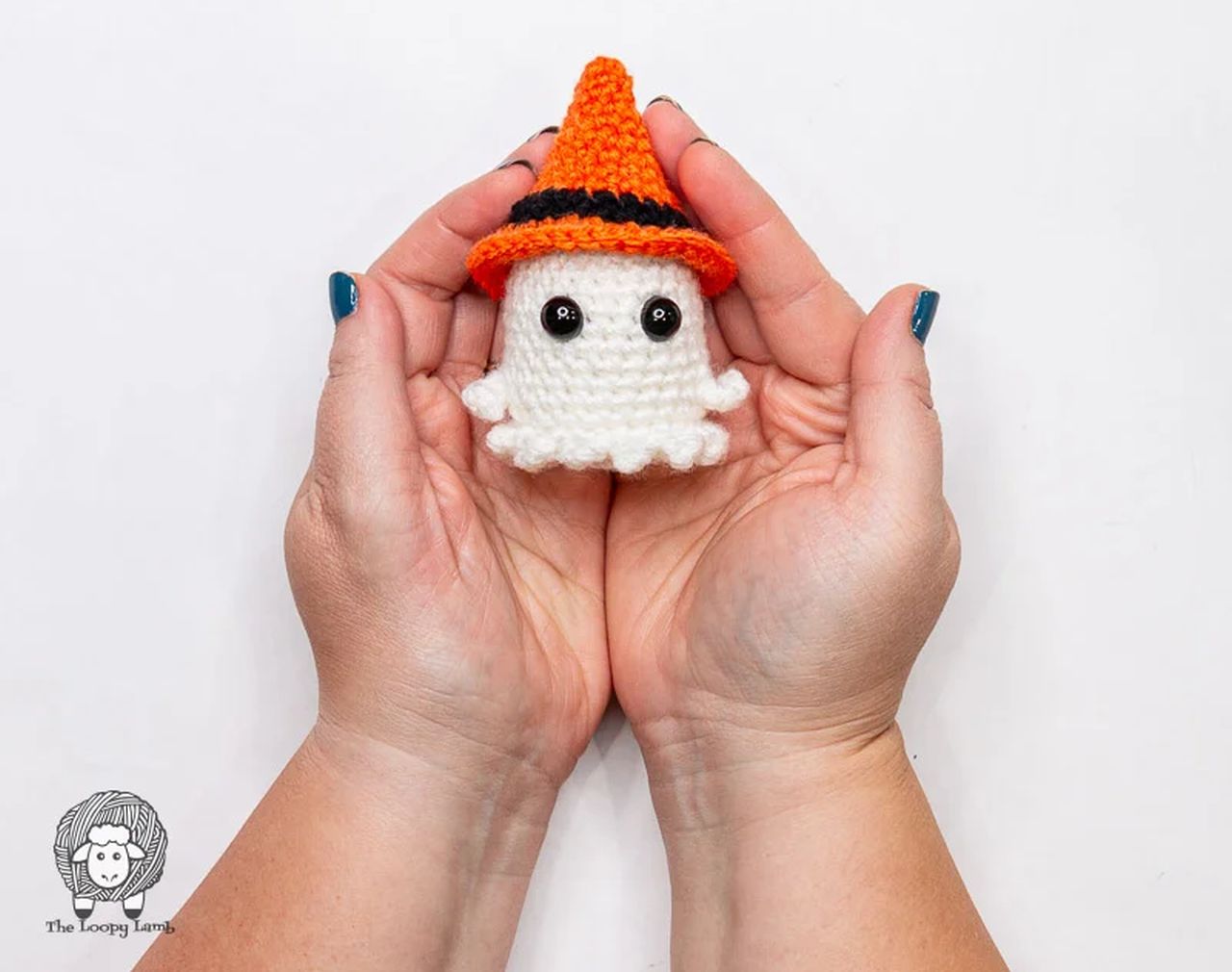 Quick Free Mini Amigurumi Ghost Pattern