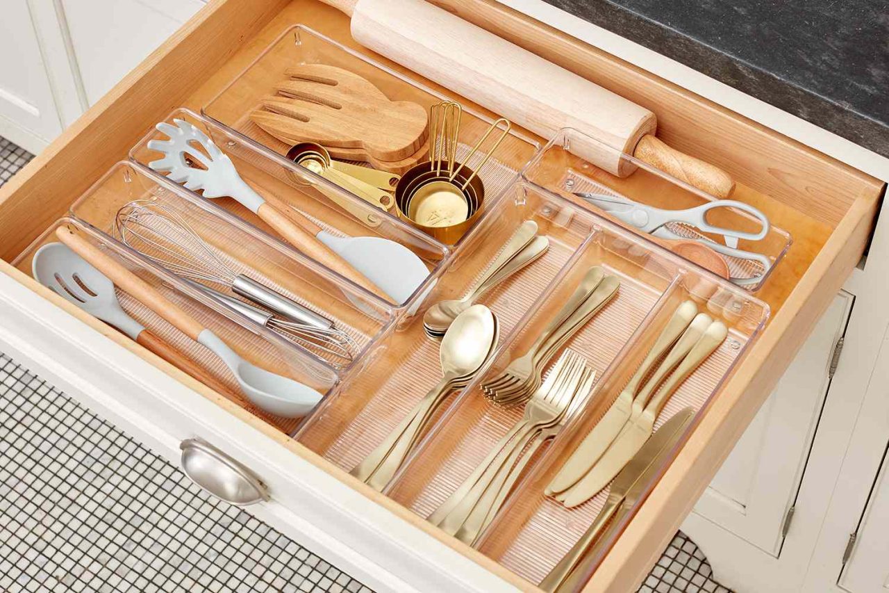 Simple Kitchen Organization Ideas - Tool drawer