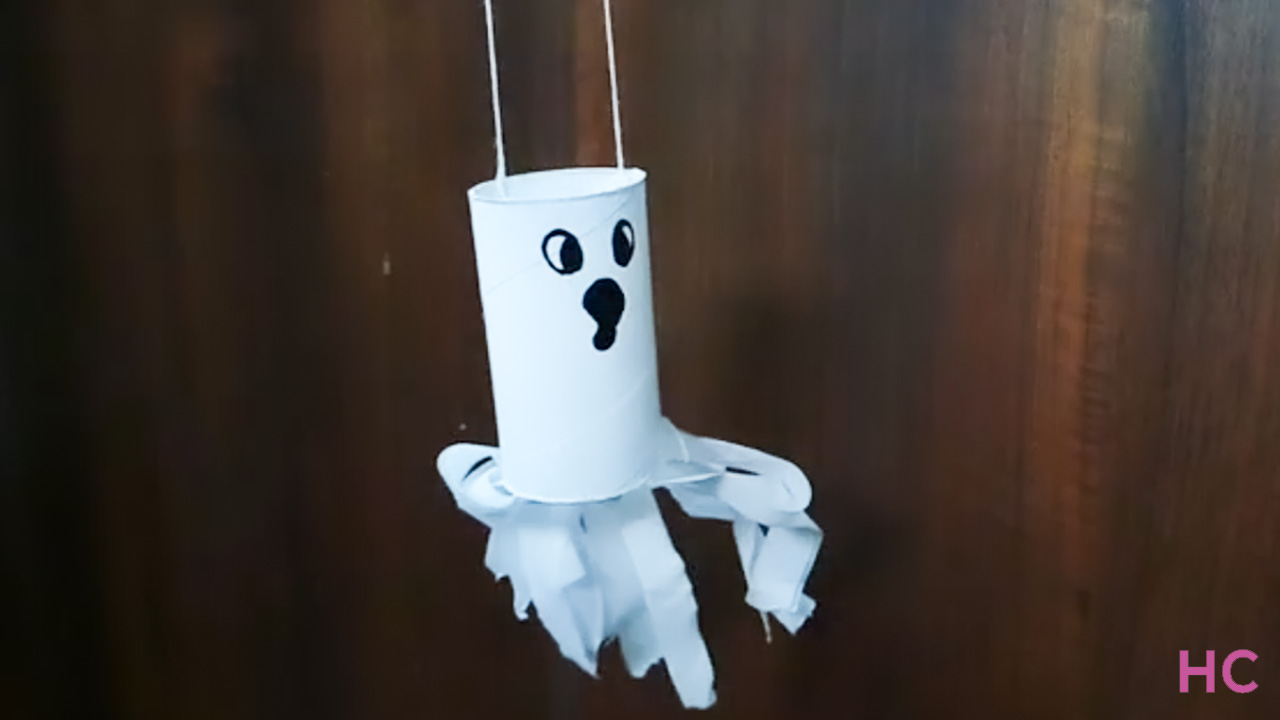 Toilet-Paper-Roll-Ghost-for-Halloween-diy-crafts