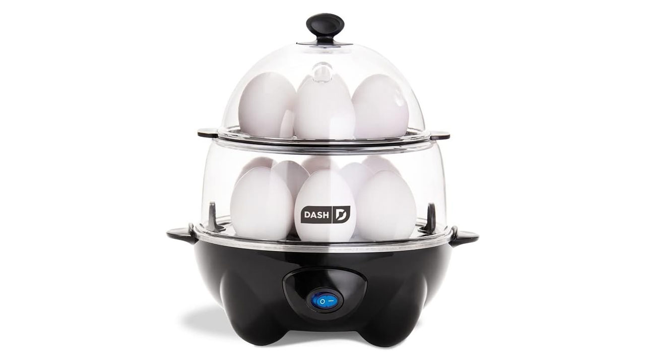 DASH Deluxe Rapid Egg Cooker