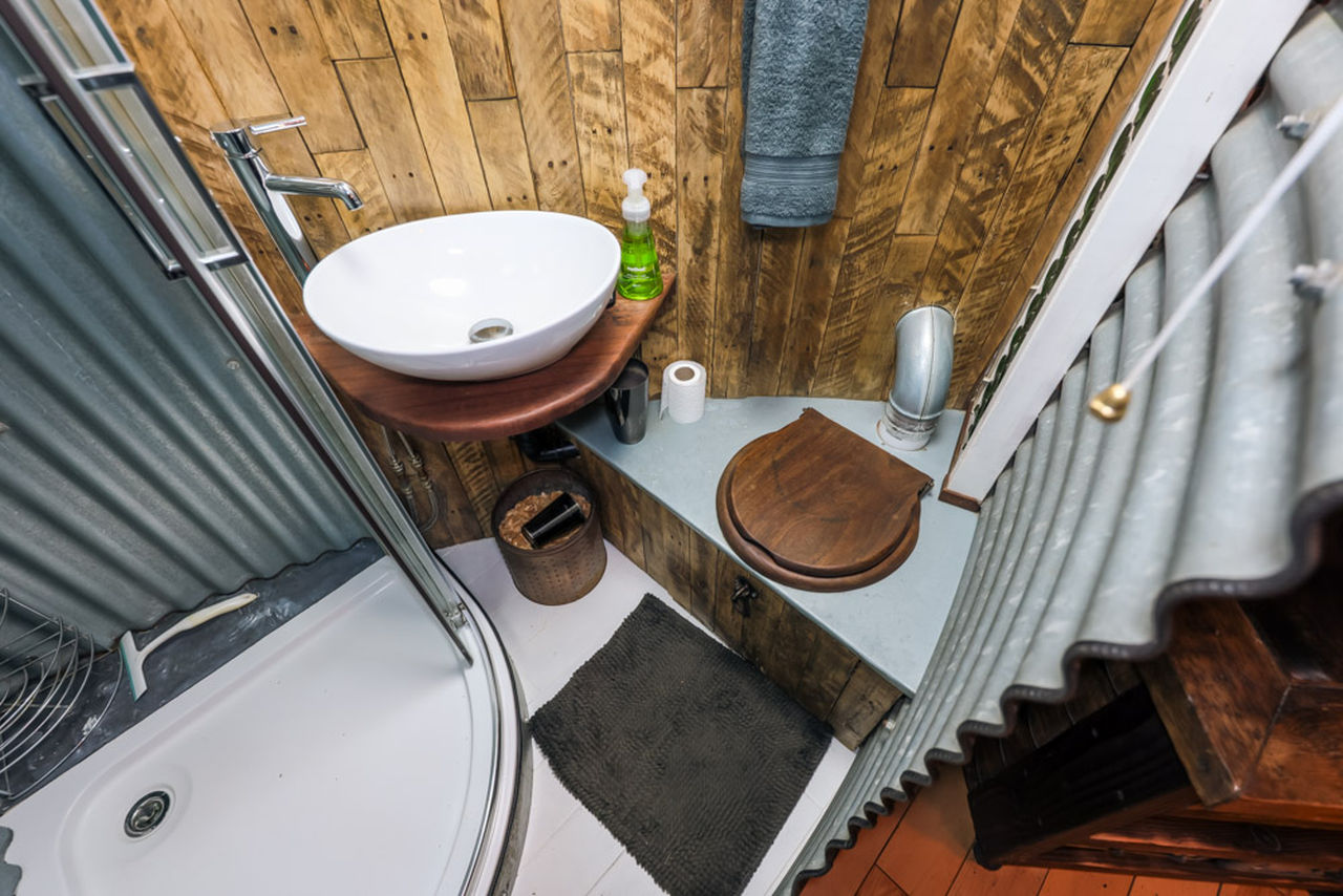 Grain SiloTiny House has a fully functional bathroom