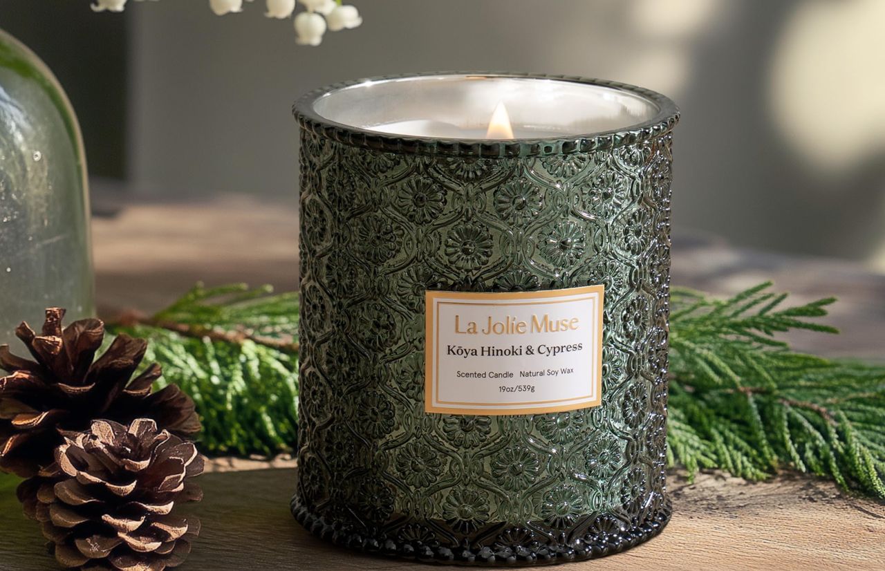 LA JOLIE MUSE Christmas Candle