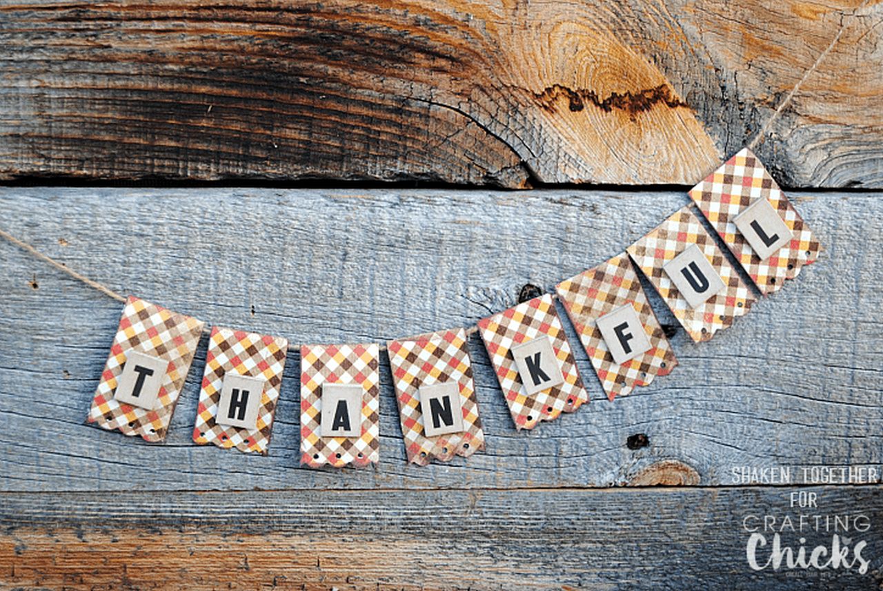 Plaid Thankful Banner