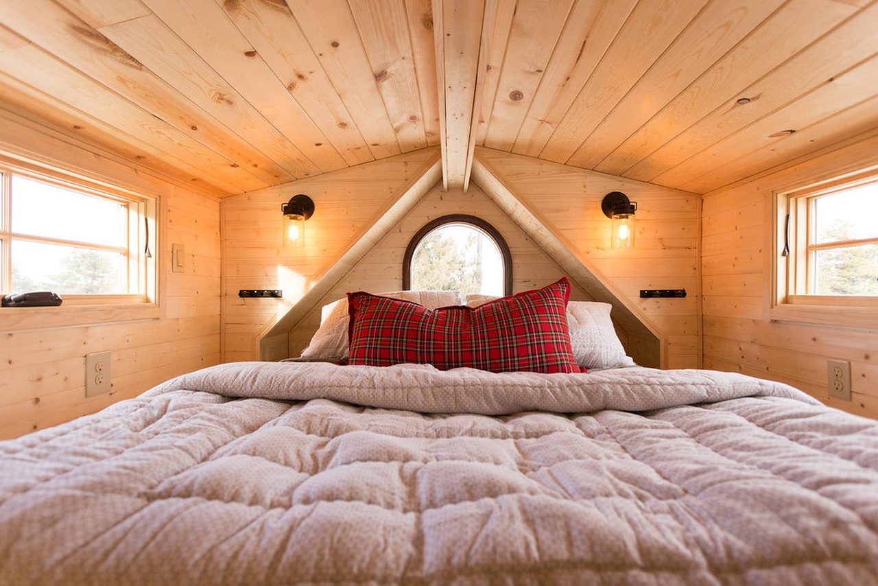 Porchlight Manor Tiny House - loft bedroom