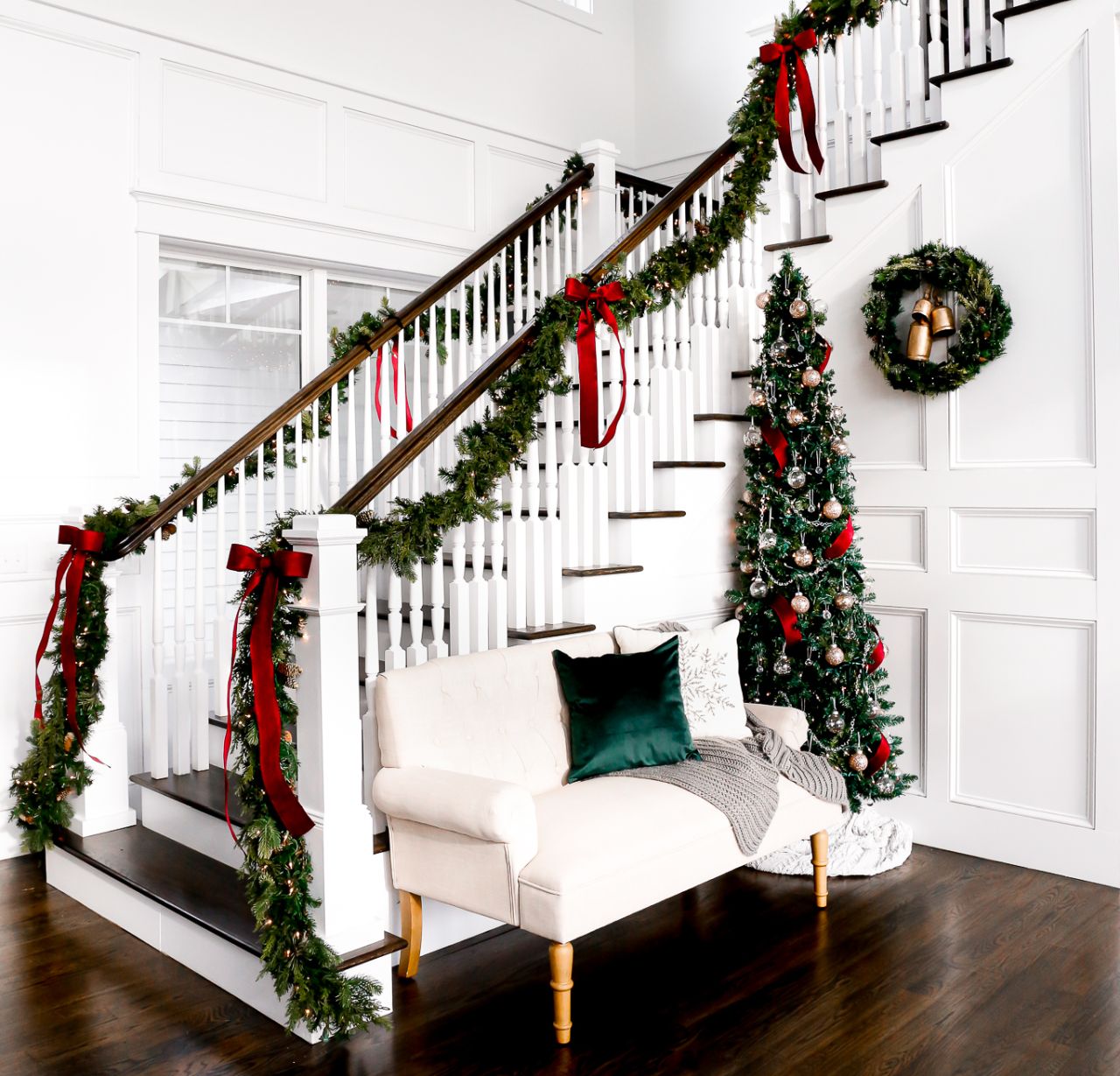 Christmas Staircase Decoration Ideas - add big bows