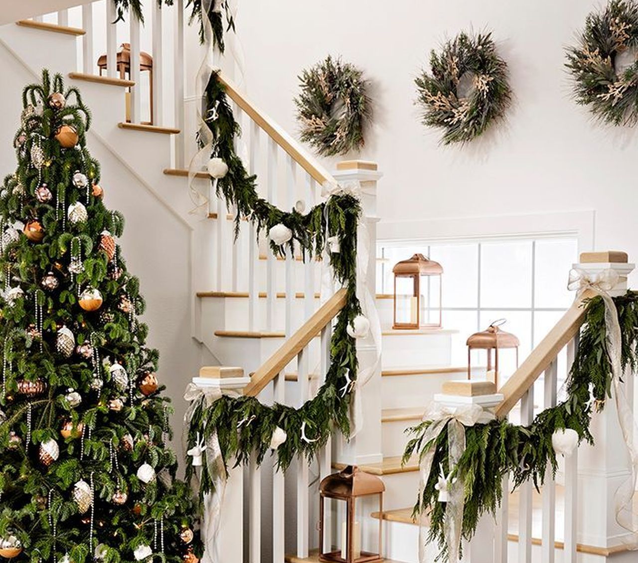 Christmas Staircase Decoration Ideas - metal lanterns and wreaths