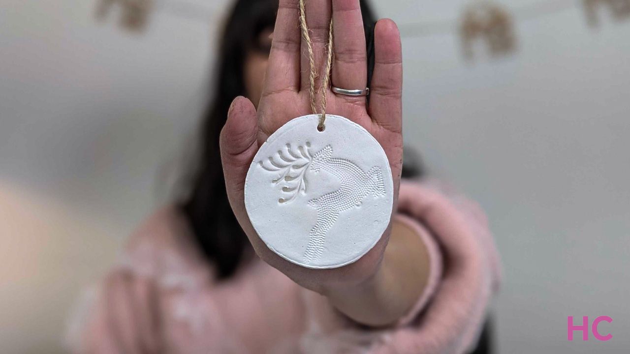 DIY Christmas Tree Ornaments - Pressed clay ornament