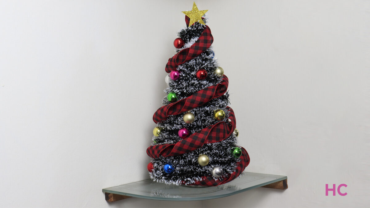 DIY Garland Christmas Tree From Reused Materials