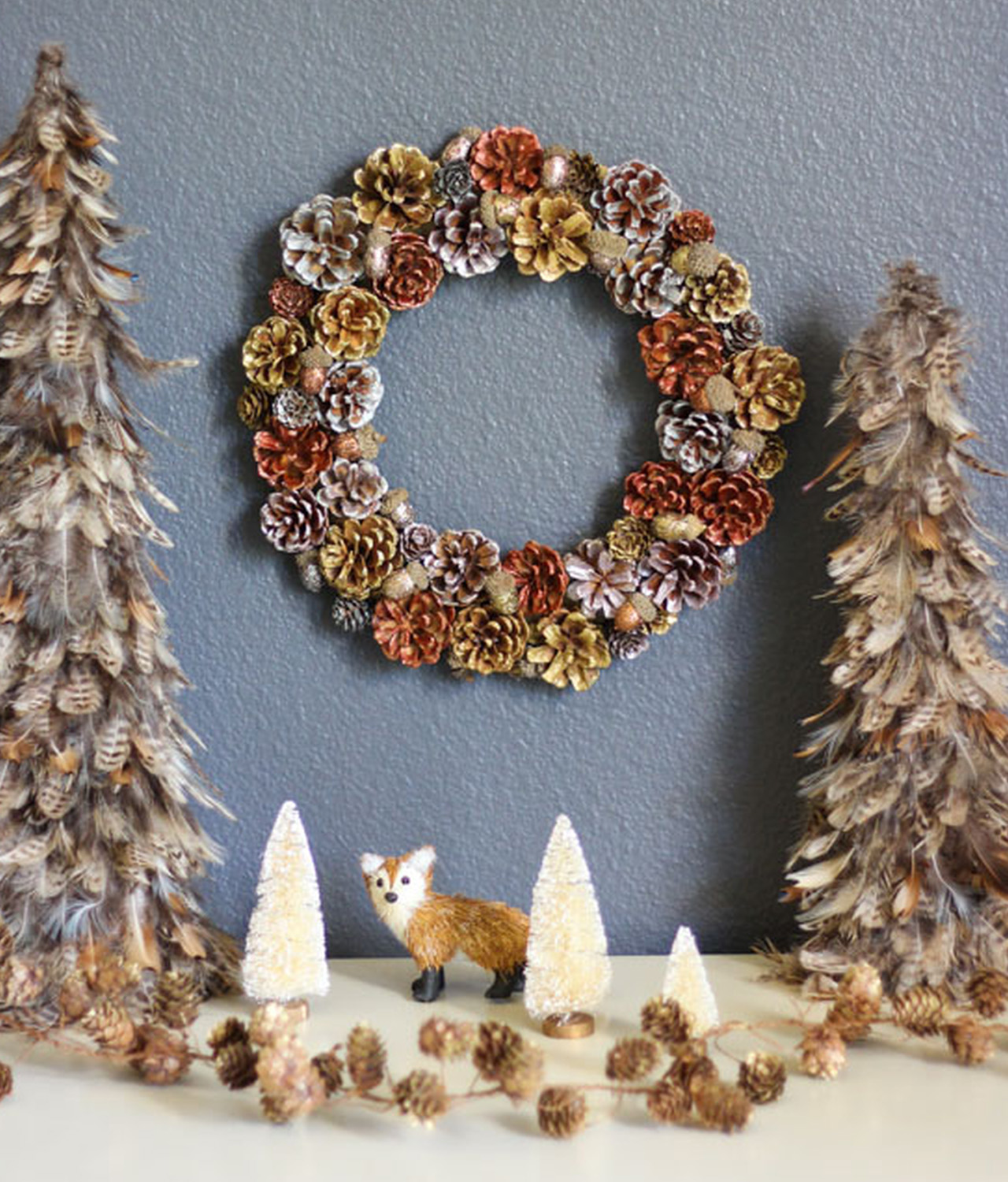 DIY Pinecones and Acorn Wreath Painted With Metallic Colors