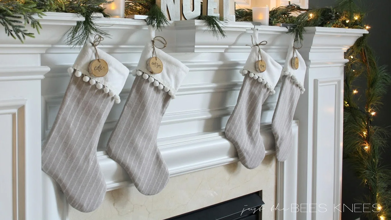 DIY pom pom Trim Stocking