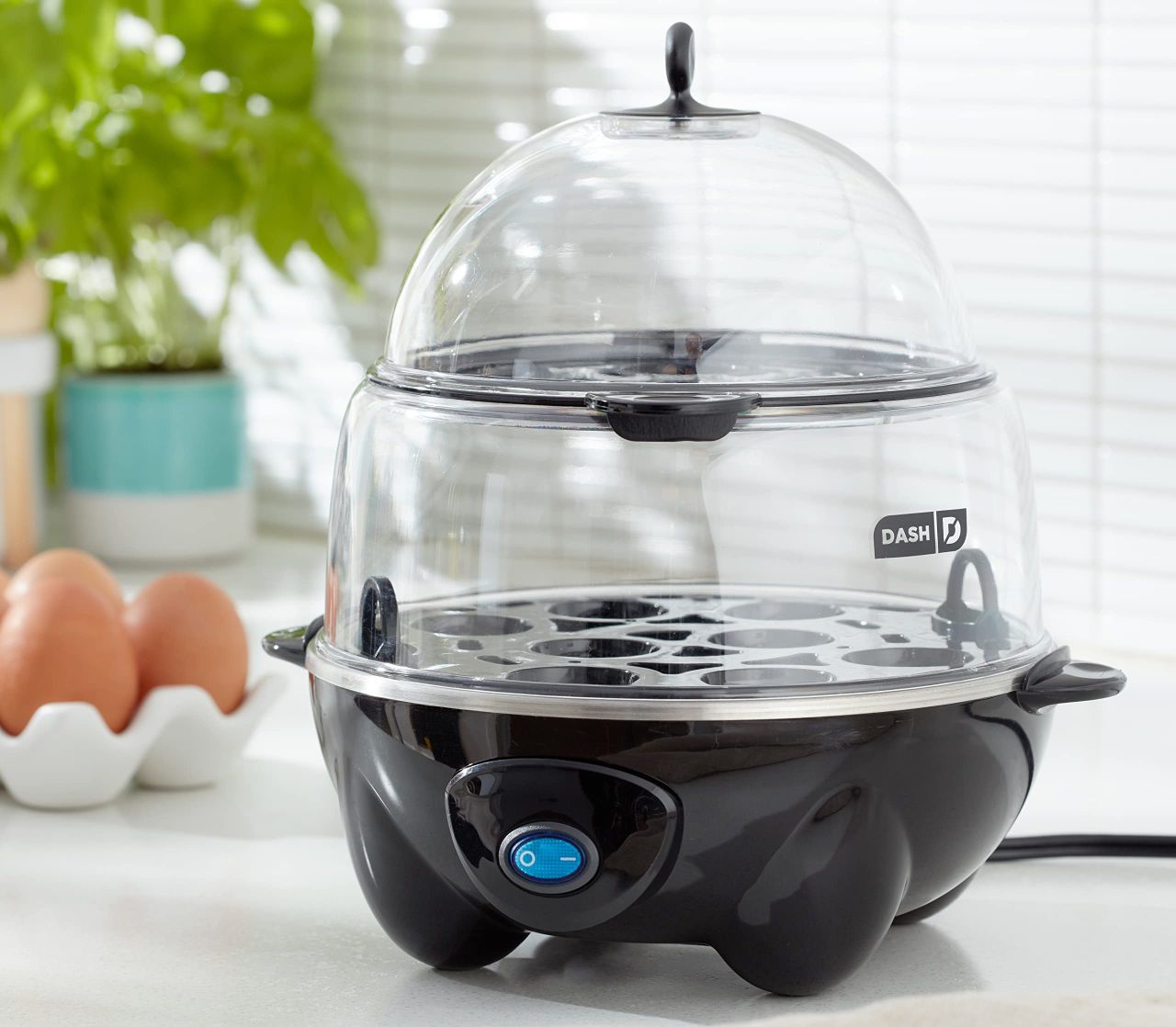 Dash Deluxe Egg Cooker