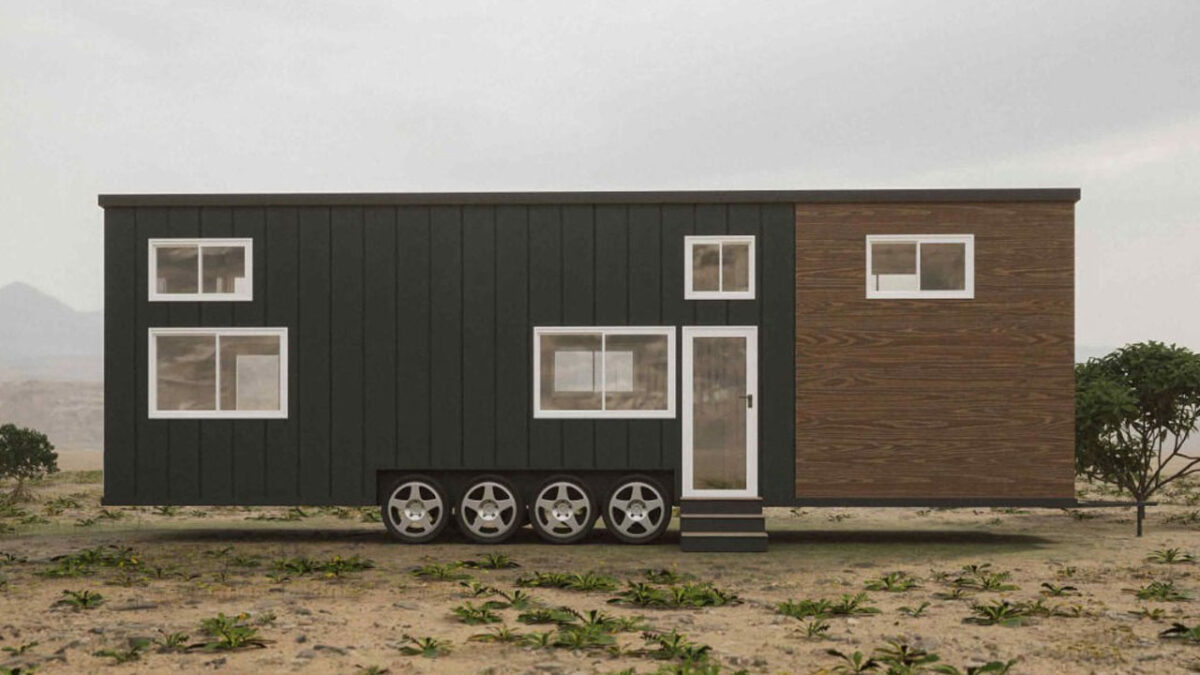 36 feet El Dorado Tiny House Comes With Big Sized Bathroom