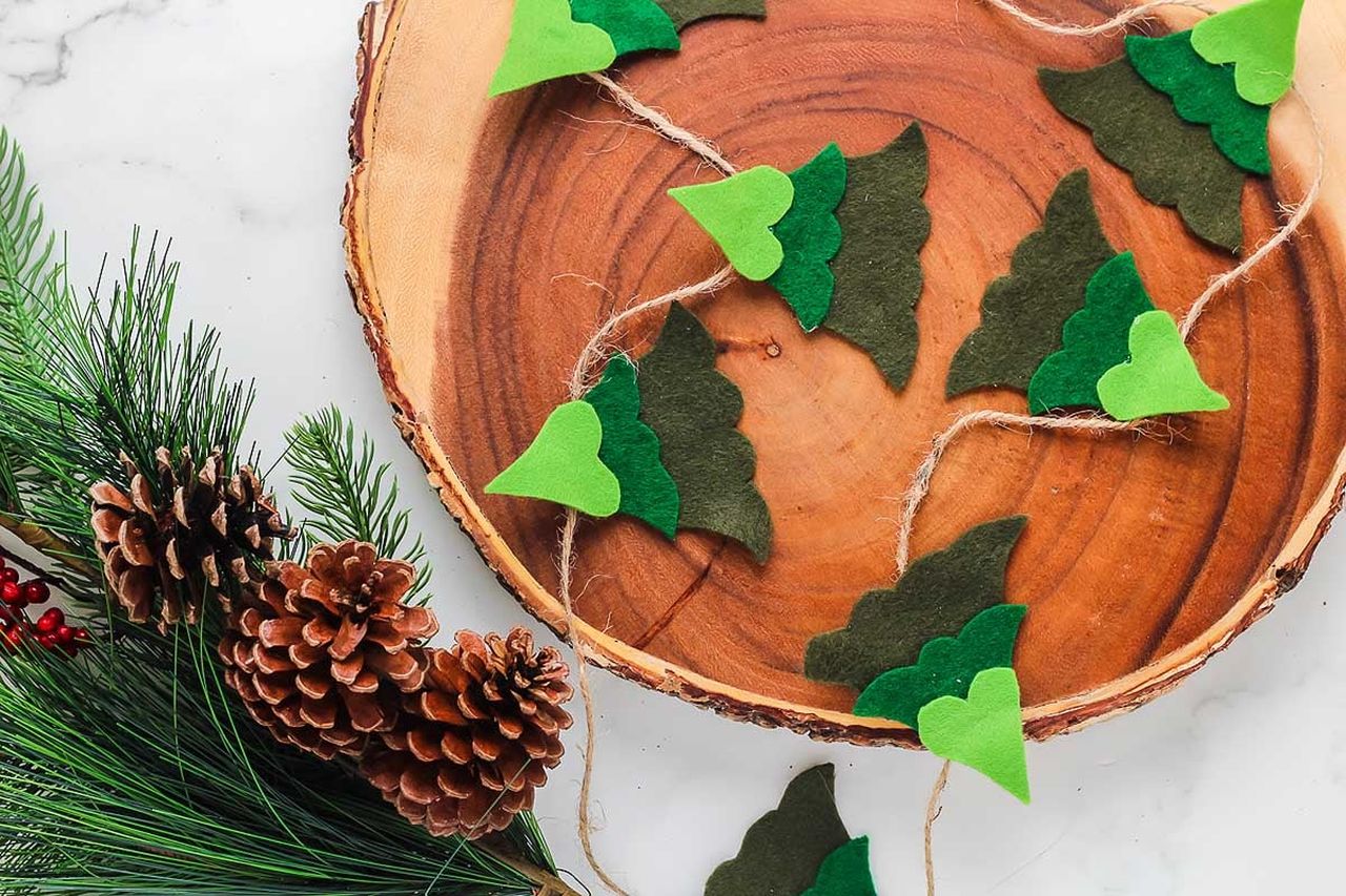 Felt Christmas tree garland