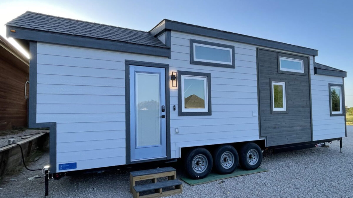 Haltija Tiny House Features a Bathtub and Multiple Skylights