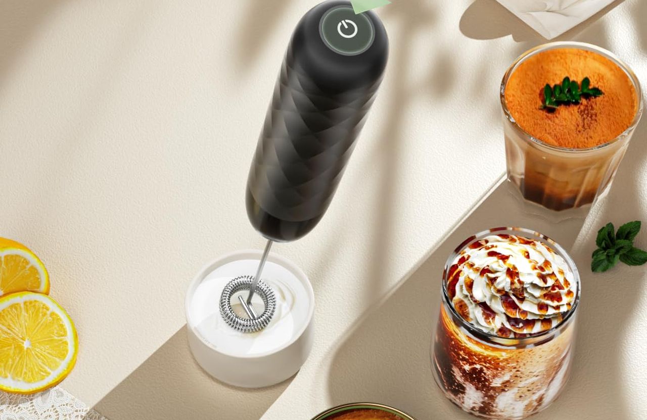 Maestri House Rechargeable Milk Frother