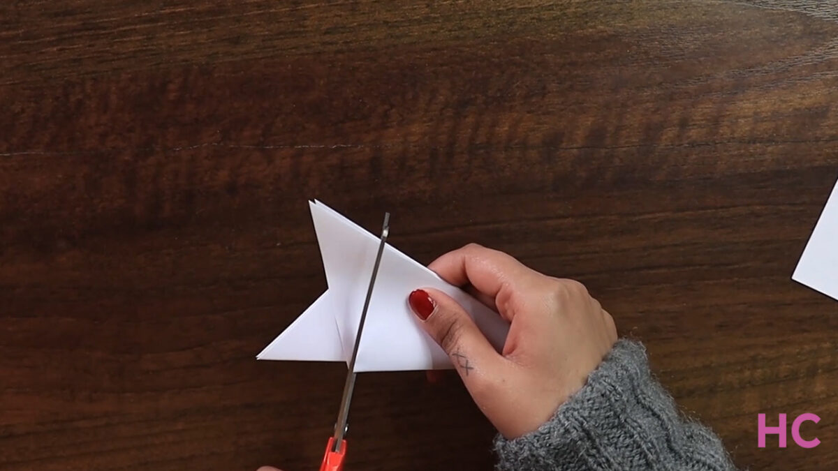 DIY Paper Snowflake Garland for Christmas, w/Pattern Template