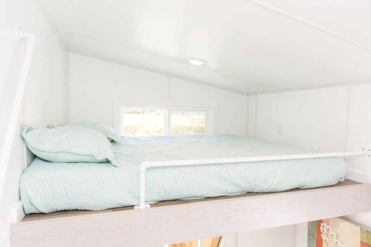 Siesta Key Tiny House is Family Home With Three Bedrooms