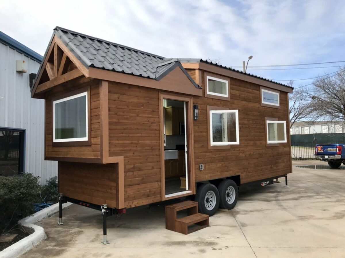 24ft Jodi Tiny House Provides Golden Space for Remote Work