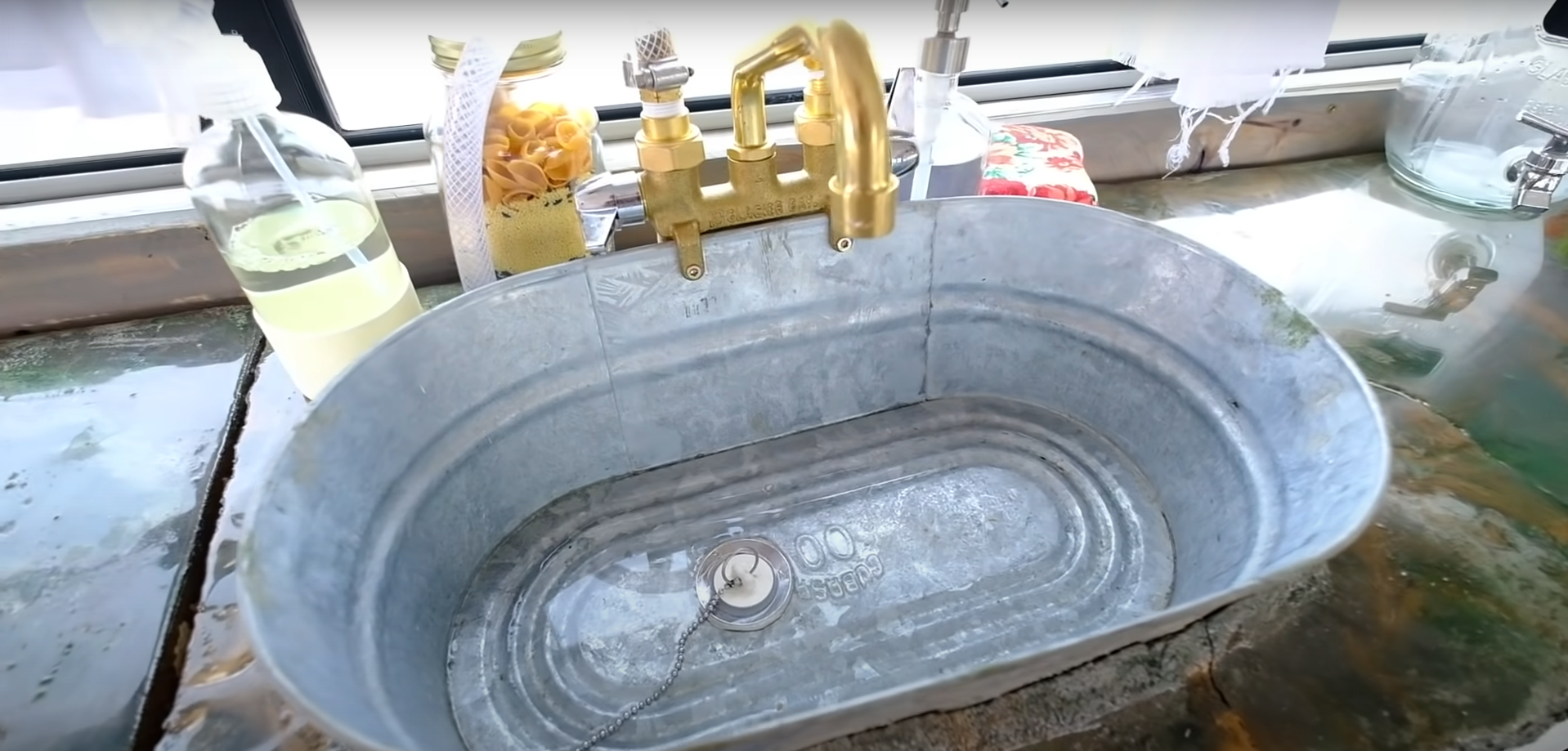 Loki Skoolie farmhouse style sink in the kitchen